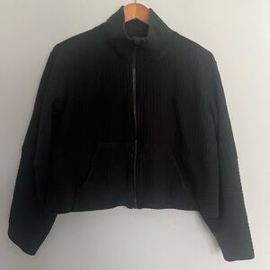 Lululemon Textured Cropped Jacket Black Size Medium/Large
